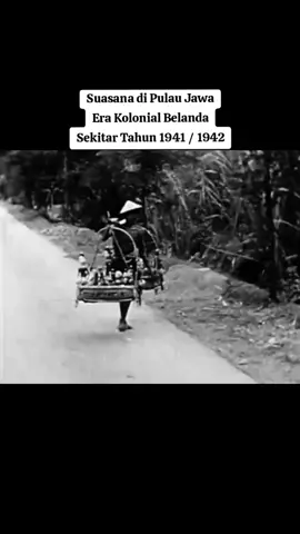 Suasana di pulau Jawa Sebelum Masa pendudukan Jepang 📌🇮🇩 #deppaap_1709 #oldstory🇮🇩 #oldstory #tempodulu #pulaujawa #jawa #jawapride #java #javanese #javaneseculture #jamandulu #sejarah #inthepast #trendingvideo #indonesia #fyppppppppppppppppppppppp #viralvideo #viraltiktok 