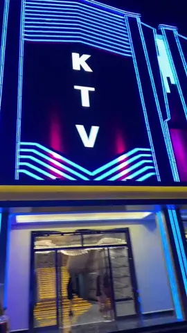 Do lượng khách quá đông cần tuyển thêm 50 chị em về làm việc tại quán🥰 Thu nhập 100-300tr/Tháng🥳 Bao ăn ở từ a-z, ăn ở trung cư🎊 Làm việc 99% khách trung😘#云顶ktv🇰🇭 #xuhuong 