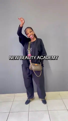 A few months ago I spoke to my mentor about the direction I wanted to take regarding the business and she said to me “why not become the next best beauty academy like sorbet but black female owned” and next thing my spiritual mother led me to the perfect location. God Is Good, when the time is right he aligns everything in place. #beauty #beautyacademy #newbeginnings #newstore #fypp 