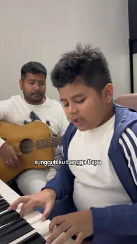 Sungguh Ku Bangga Bapa - Prince Poetiray #lagurohanikristen #worship #fyp #rohani_kristen #storykristen #foryoupage 