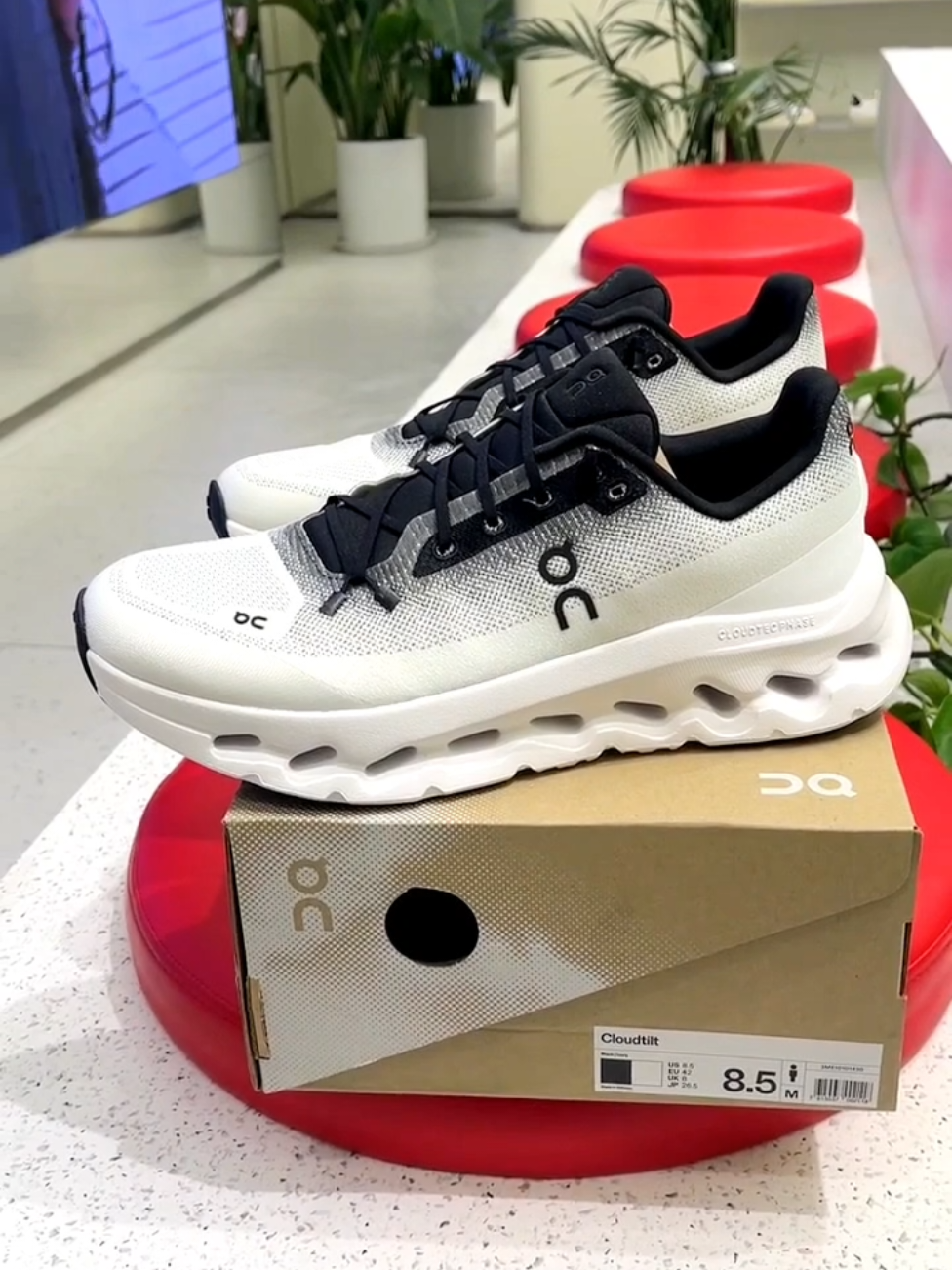 ON Cloudtilt Black White #oncloud #onclouds #sneakers #original #yourpage #foryou 