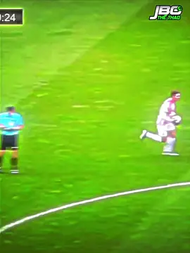 Trận đấu kỳ lạ nhất lịch sử đá #football #bongda 