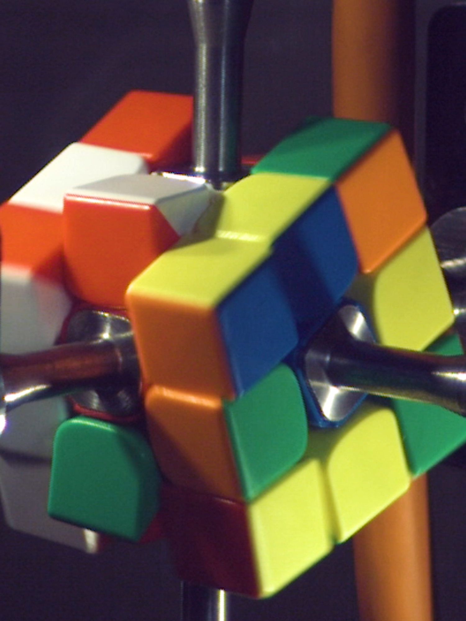 Fastest robot to solve a puzzle cube ⏱️ 0.103 seconds by Matthew Patrohay, Junpei Ota, Aden Hurd, and Alex Berta 🇺🇸 of Purdue University