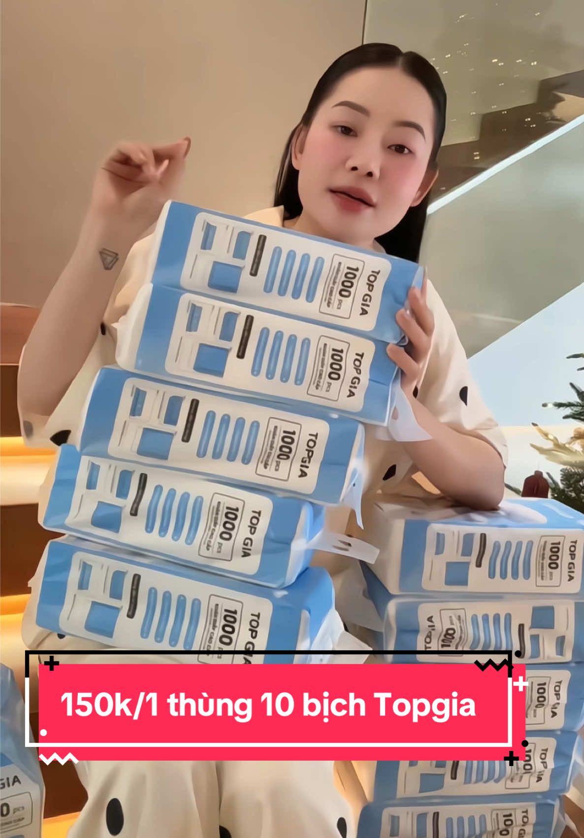 Giấy rút Topgia trợ giá cực sốc ở clip này, 150k/1 thùng 10 bịch bấm ngay giỏ hàng ạ