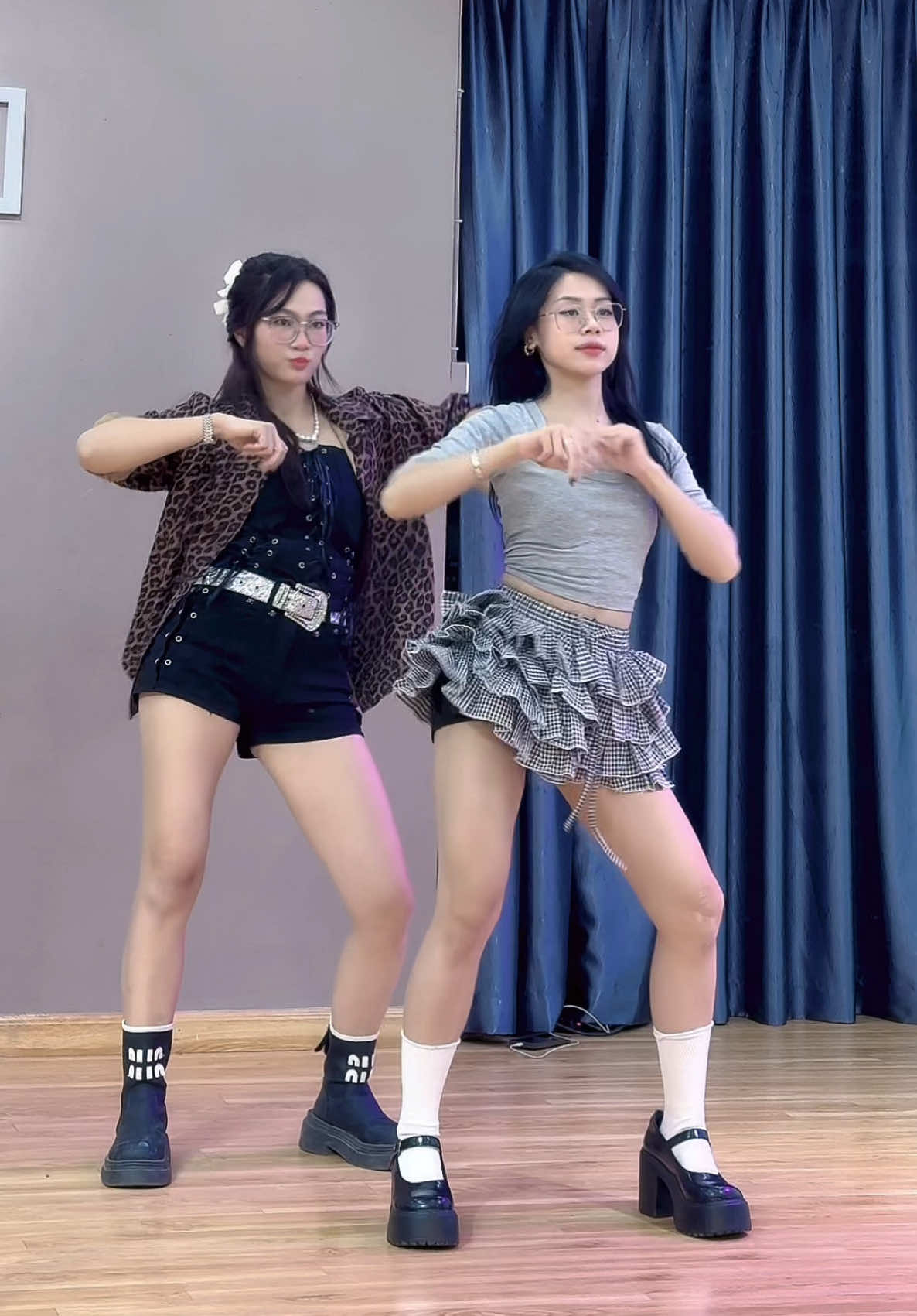 Quay trở lại trường đua  @@Xuân Nghi #tiktokdancevn #tiktokgiaitri #trend #fyp #viral #dancechallenge #dance 