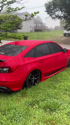 #fyp #foryoupage #foryou #viral #civicsi #2024civicsi #loweredlifestyle #lowered #honda #manual #red #bodykit #paint #tint #car #slammed #loweringsprings #fog #morning #morningdew 