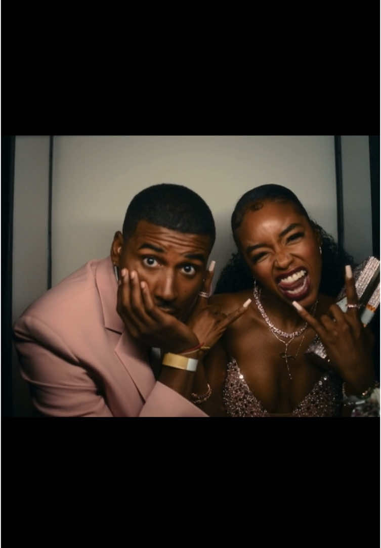 literally they’re song #forever #justinandkeisha #netflix #prom #fyp #foryoupage #blowup #makemeviral #dontflop #blackcouple 