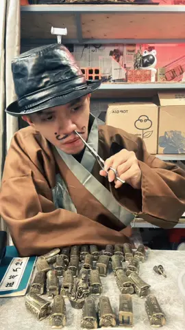 Anh Em Tỉa Lông Mũi Bằng Gì? #salegiuathang 