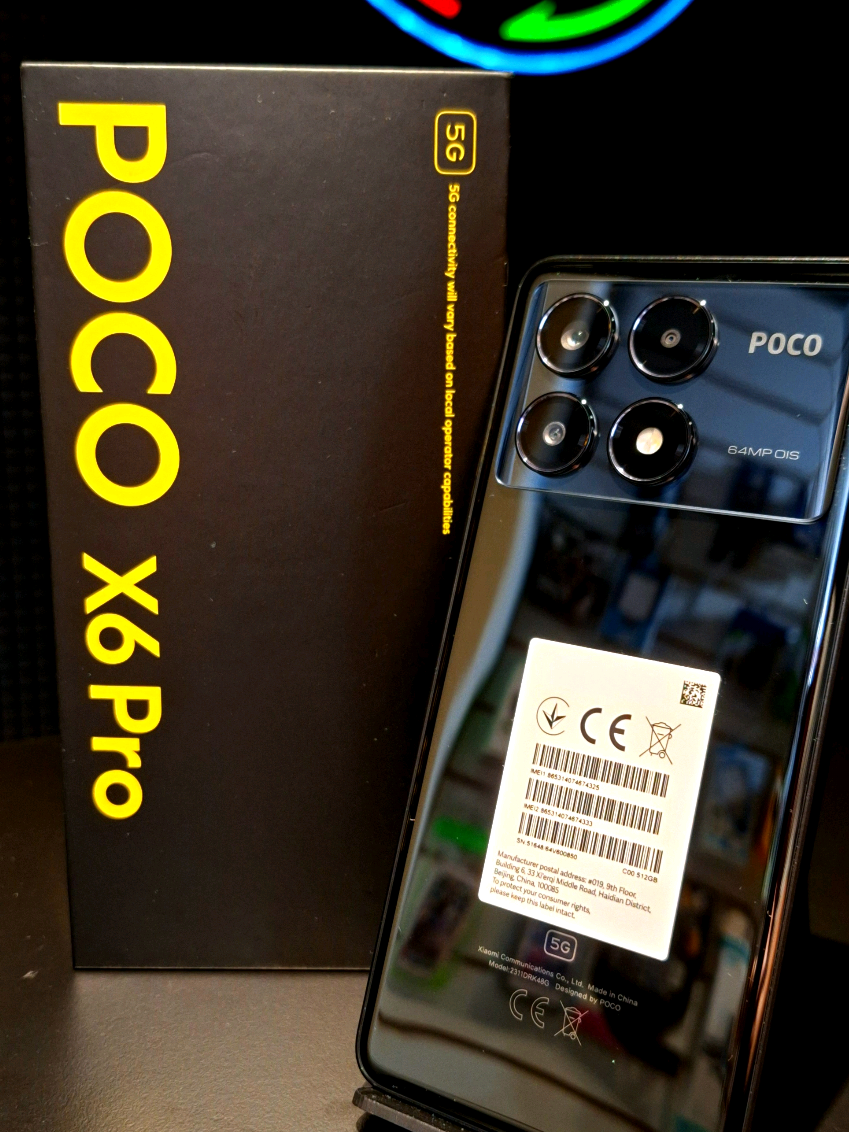 En stock uno de los smartphones más buscados por su rendimiento y capacidad: El POCO X6 PRO 5G con sus 512GB de almacenamiento y 12GB de RAM cuenta con una pantalla AMOLED de 6.67 pulgadas con resolución 1.5K y tasa de refresco de 120Hz. Por dentro, encontramos al procesador Dimensity 8300 Ultra acompañado de hasta 12GB de RAM y 512GB de almacenamiento interno con una batería de 5000 mAh de carga rápida. Su cámara posterior es triple, con un sensor principal de 64MP con OIS, tiene una cámara selfie de 16MP y completa sus características con parlantes duales, lector de huellas bajo pantalla, resistencia a salpicaduras y corre HyperOS basado en Android 14. #pocox6pro5g #xiaomi #poco #5g #Gaming #paratí  #rendimiento #electrónica #tecnología #antutubenchmark #512gb #cargarápida 