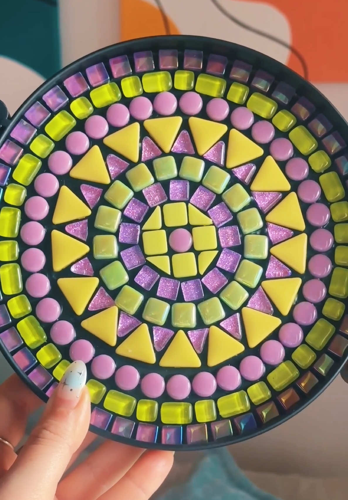 Replying to @Lex🎗️ ✨plant stand mosaic part 6✨ #zenspiredesigns #SmallBusiness #mosaicart #satisfying #oddlysatisfying #mosaic #mosaictiles #grout #groutcolor #groutmockup #mosaicproject #newproject