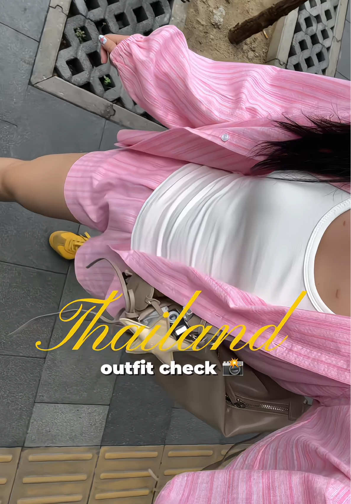 Fit check ở nơi xa 📍 Bangkok 😁🎀#xuhuong #setdoxinh #aosomi #outfitcheck #fitcheck #bangkok 