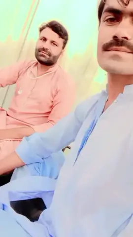زمانو ڪيڏا به زور لاهي مگر رب پاڪ جنهن کي عزت ڏي ان کي ڪير به ڪجهه نه ٿو ڪري سگهي❤️❤️✌