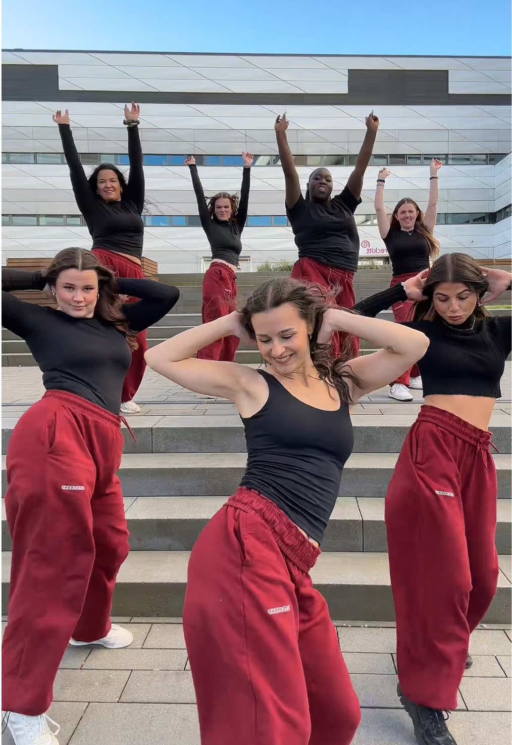 dc by us ✨ tag us when you recreate it 🫶🏻 #dc #dance #dancetrend #tiktokdance2025 #dancechallenge #gasolina #culpamia #tiktokdance 