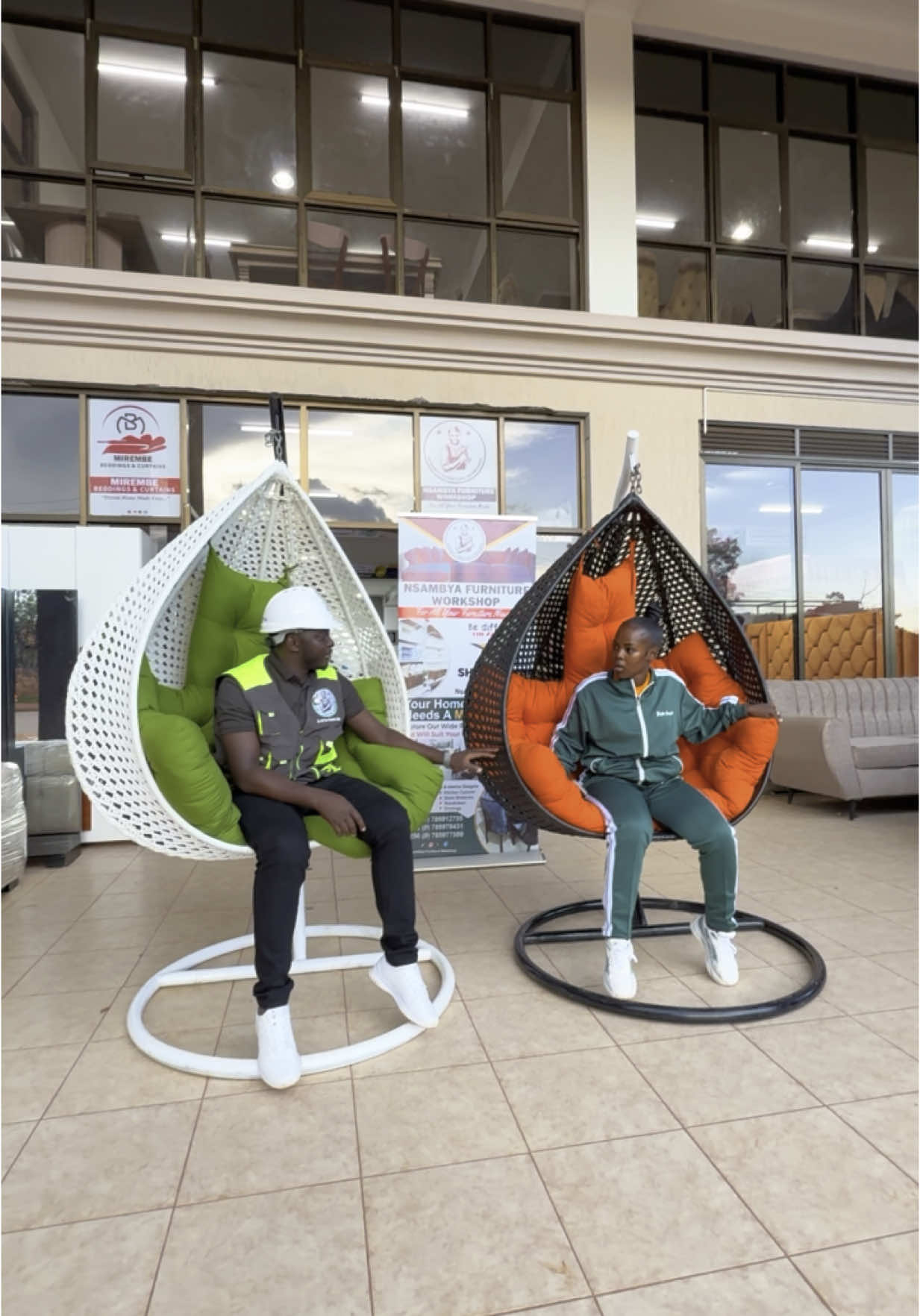 Swing chairs available at @Nsambyafurnitureworkshop kindly support us 🙏#mirembecurtainsandbeddings #nsambyafurnitureworkshopug #MBCTV #mirembebeddings #mirembecurtains 