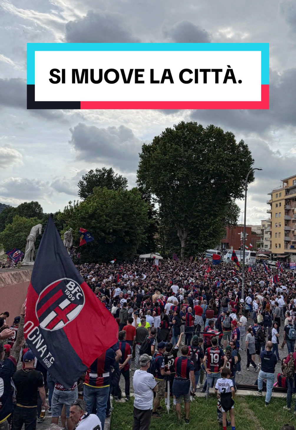Bolognesi a Roma. ❤️💙🥹 🎥: @Andrea Betti  #BolognaFC #perte #fyp 
