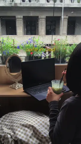 chỗ gì mà vễ thương zậyyy !! Btw xin phép ghép lun nhạc hospital playlist chứ mê quá kaka =))) #dailyvlog #saigon #solodate #jellykiss #cafeinbed #quan1  #chungcutonthatdam 