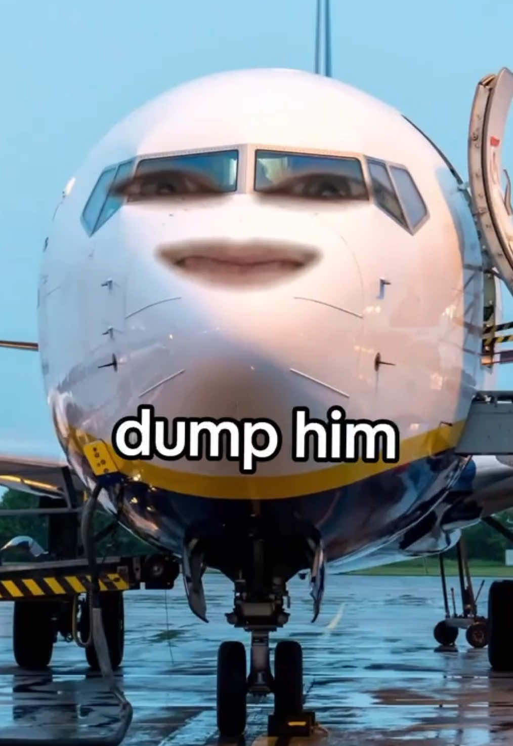 he’s not worth it #ryanair #stitch w/ @katieaxx 