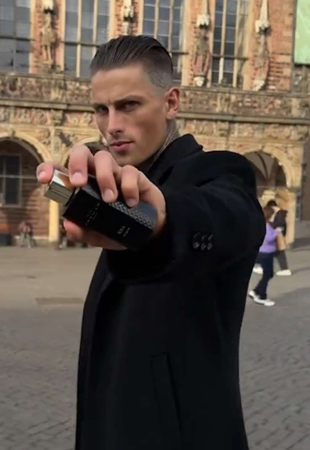 *ad Era Elixir by @Jaguar doesn't shout- it knows. A little spice, a lot of depth, and the kind of scent that gets people asking what you're wearing. No overthinking. Just energy and confidence. #Jaguar#EraElixir #JaguarFragrances