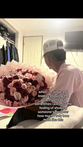 ntm on the photo now.. it was the only one i could find w flowers… #foryou #fyp #foryoupage #4u 