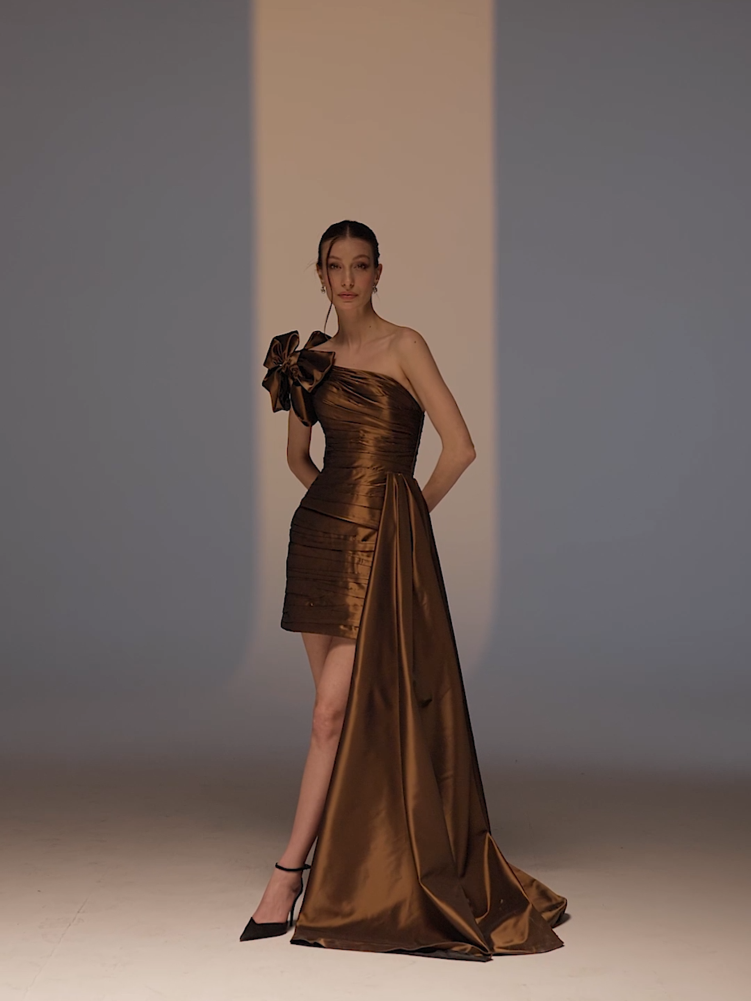 #style #video #whiteroom #fashion