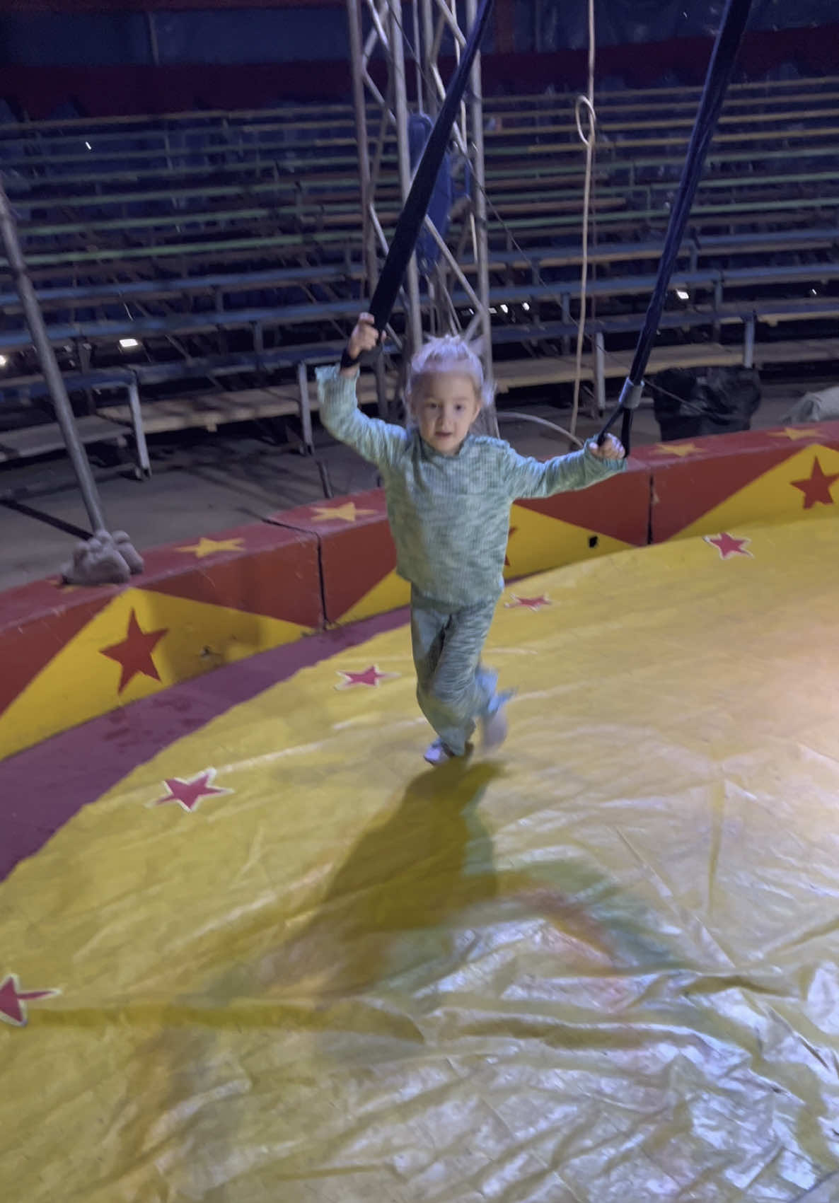 #circus #aerialstraps #aerialist 