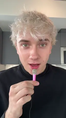 #ad Probably the most satisfying and tasty chocolate bar on the market #CadburyDairyMilk #Fireworks #ITSBACK 