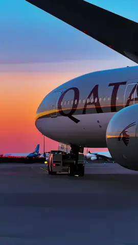 Qatar airlines Aircraft #forupage #dubai #emirates #fyp #qatarairline #foryou #india #forupage #flycrew 
