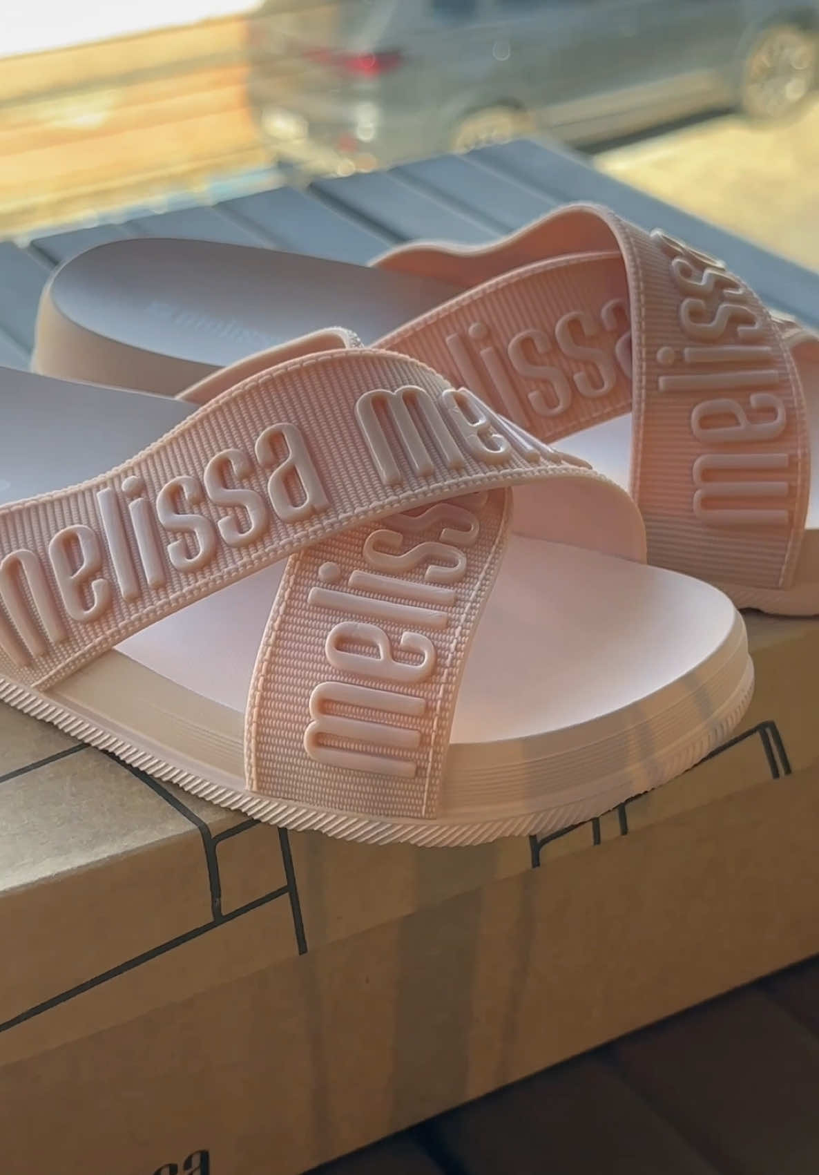 A queridinha Melissa Cozy Slide M-Lover II chegou em novas cores para te encantar ainda mais 😍 #melissa #tiktokshop 