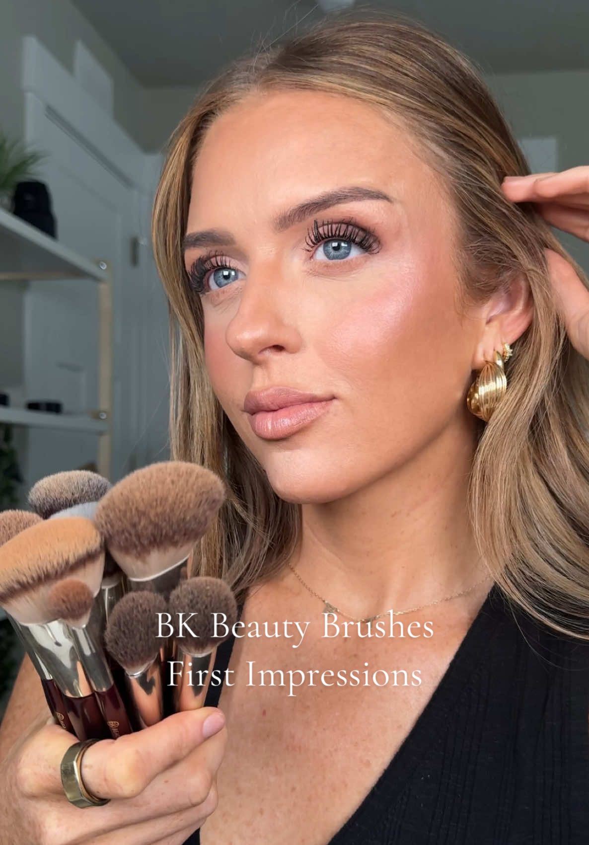 😳I mean, what do we think?! Worth it?! @BK Beauty Brushes  #makeupbrushes #bkbeautybrushes #makeup #makeuptutorial 