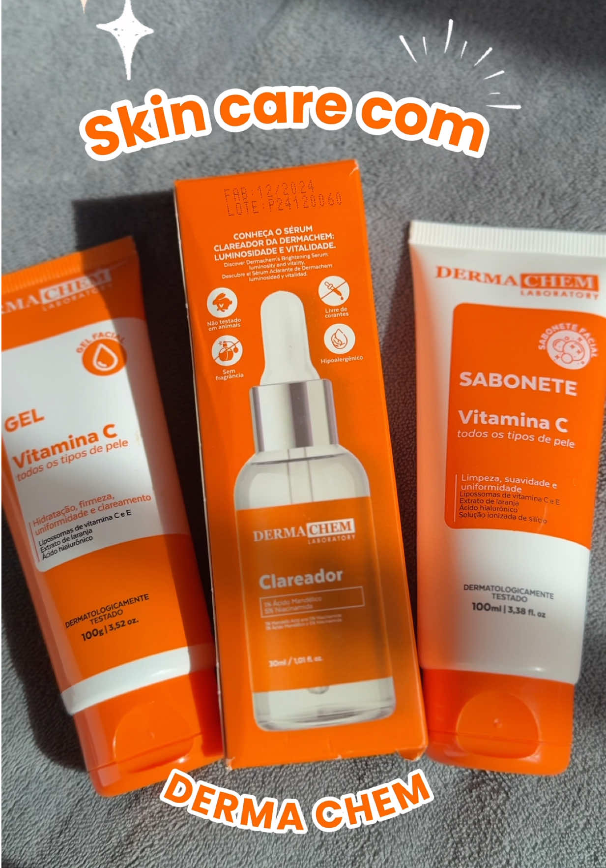 Skin care com DERMACHEM para todos os tipos de pele: 1 passo: lavei o rosto com sabonete vitamina C que trás limpeza, suavidade e uniformidade. 2 passo: Gel vitamina C que trás hidratação, firmeza, uniformidade e clareamento. 3 passo: sérum clareador, que trás luminosidade e vitalidade. Com 1% ácido mandelico e 5% niancinamida.  Clica no carrinho e adquira seu kit🧡 #TikTokShopParaCriadores #tikTokShopChegou 