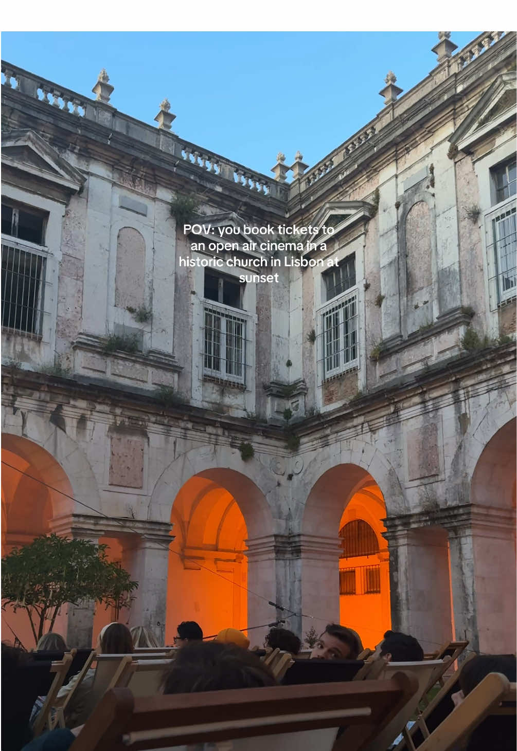 Such a cool experience at Black Cat Cinema at the top of the hill in Graça, Lisbon. We saw a Complete Unknown, enjoyed live music, pizza and wine before the movie started #thingstodoinlisbon #lisbontravel #lisbontips #openaircinema #lisbonsunset #blackcatcinema 