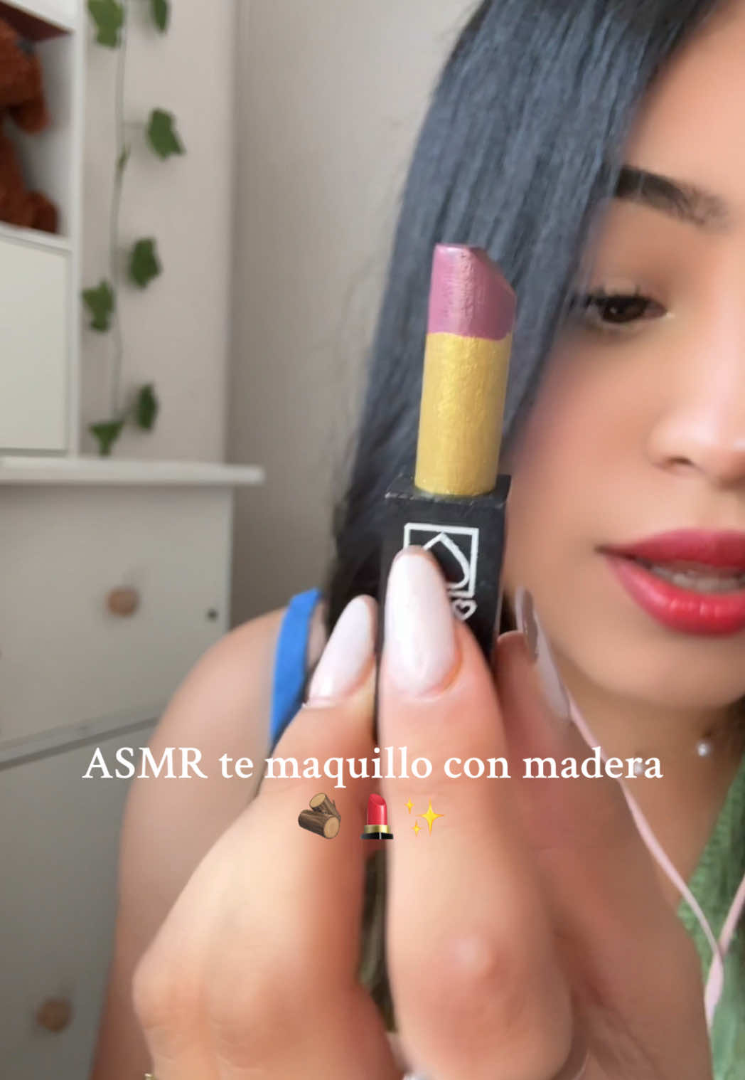 Maquillaje de madera 🪵 💗 #asmr #roleplay #pov #sound #makeup #maquillaje #satisfying #juguetes #madera #asmrvideo #trend 