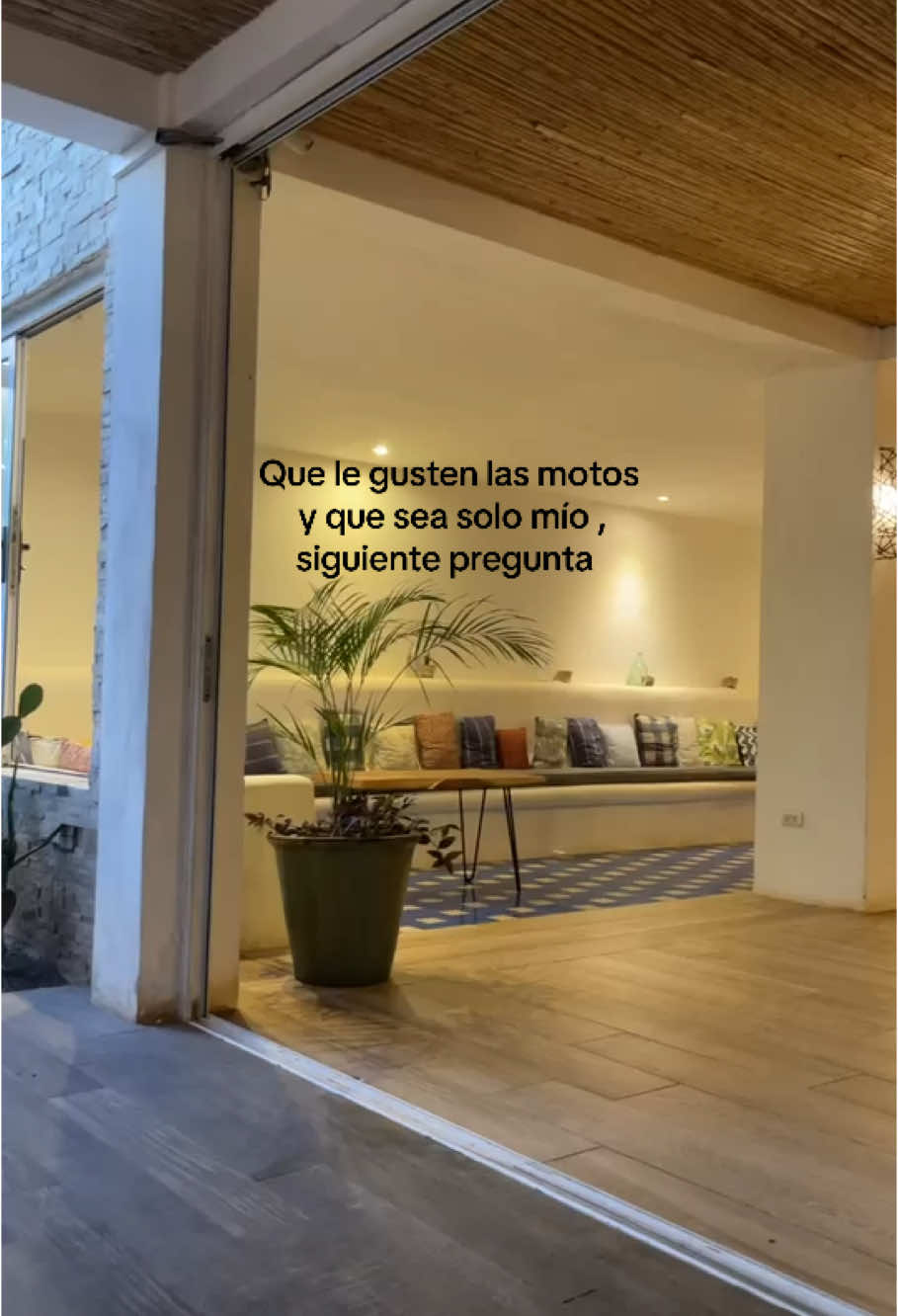 Esta donde en el lugar exacto, Conmigo 😌 #motos #novios @Josue💎 