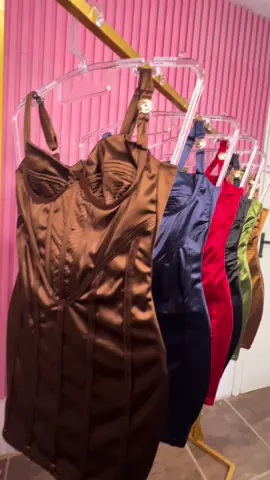 REPOSIÇÃO DO VESTIDO LÍVIA😍 -o queridinho do momento🫶🏻 #modafeminina #fyp #explore #viralvideos 