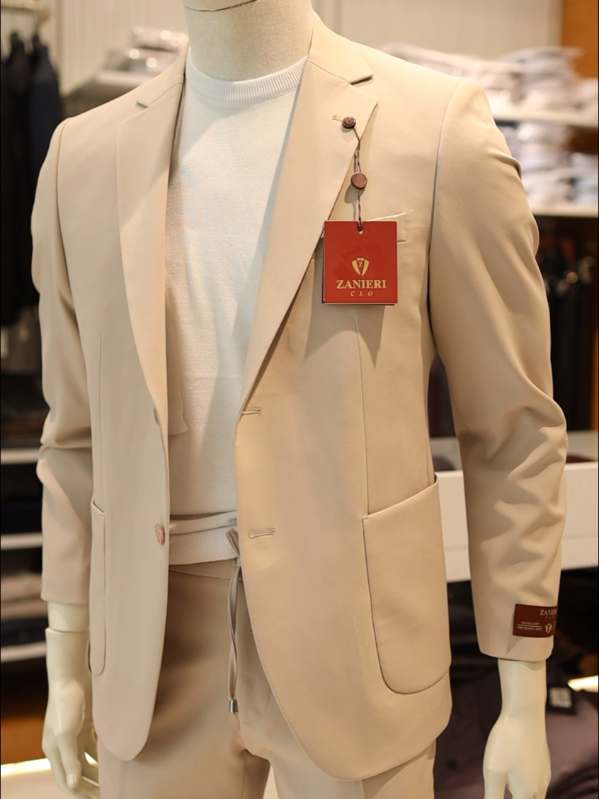 Team Sportchic, manifestez-vous ! 📍Mall of Sousse  📍Azur city #zanieri #homme #sportchic