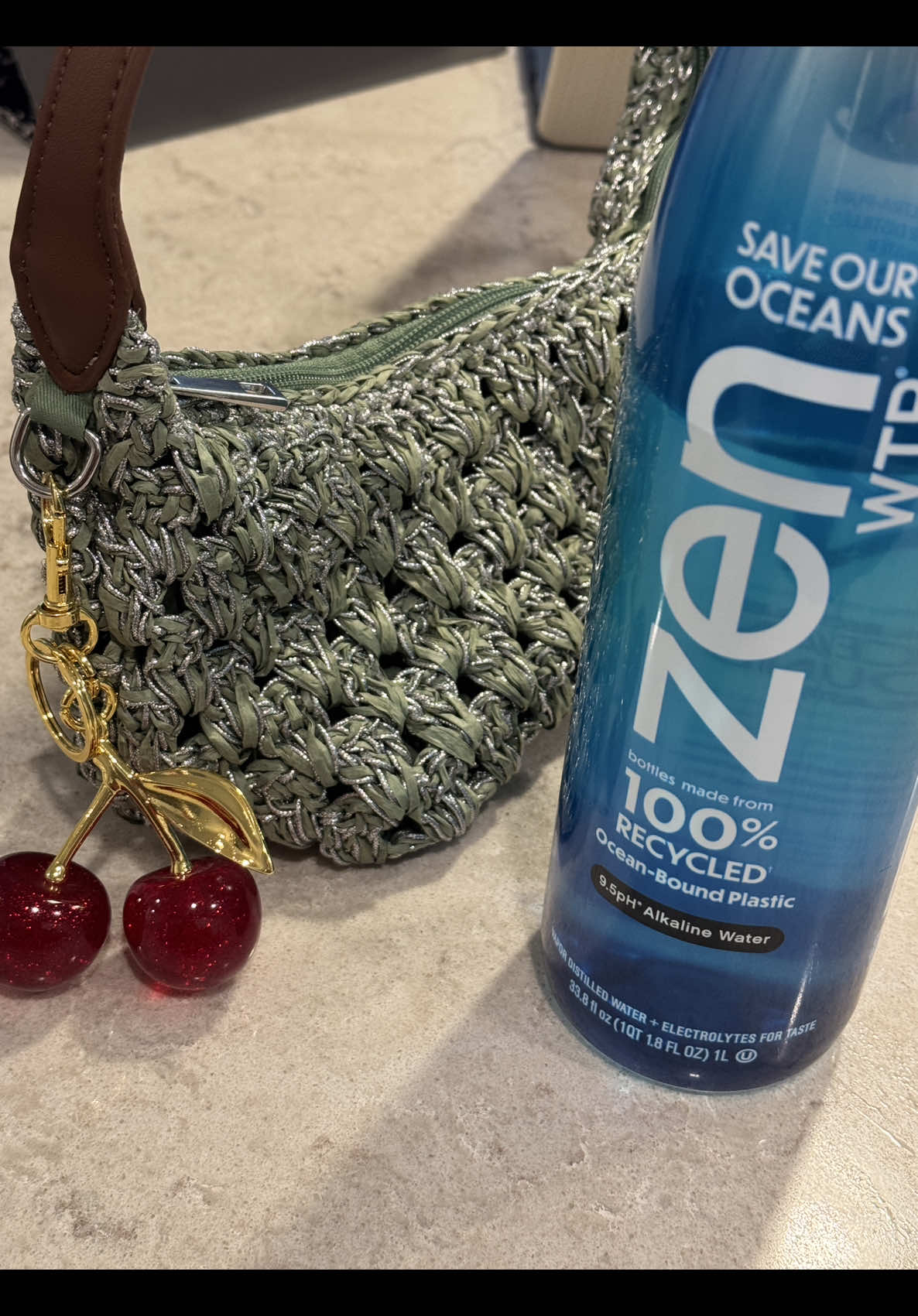 Quick stop at my happy place Publix @ZenWTR #findyours #bestwater #zenalkaline #publixfinds #hydration 