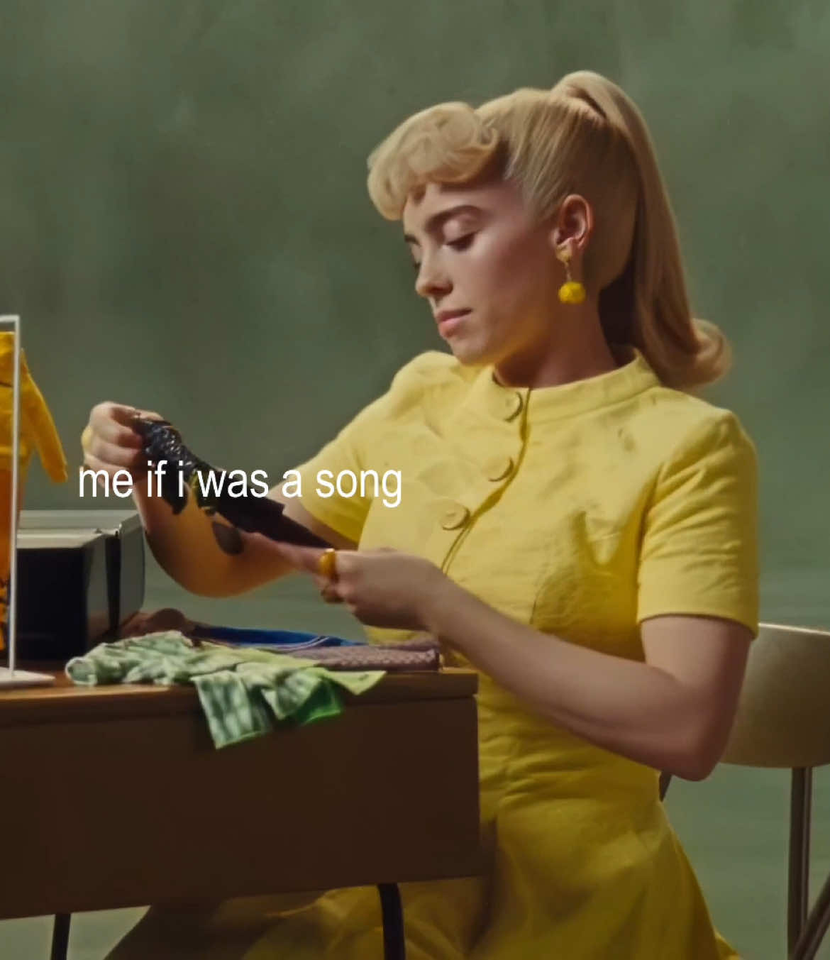 every lyric is exactly how i feel 😭😭💕💕💕 i love this song i love the music video i love everything about it #billieeilish #fypシ #ilovemygf #xyzbca #viral #foryou #blowup #relatable #redrootsplscomeback #wwimf #barbie #whatwasimadefor 