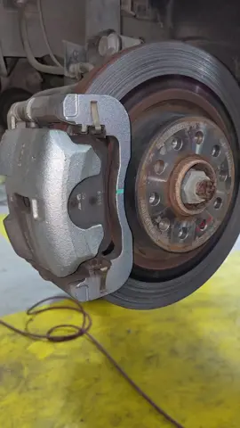 mg replaced front brake pads and rotor resurfacing #automotive #mechanic #DIY #usa🇺🇸 