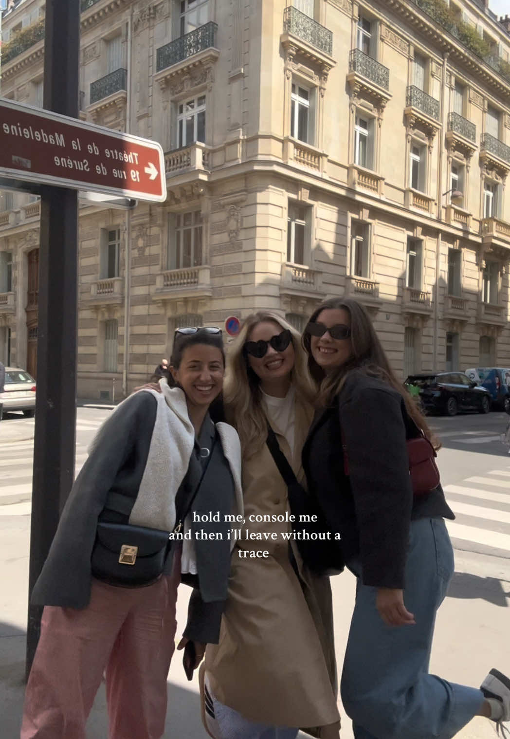paris girls trip #paris #girlstrip #fyp #girls #girlhood #longdistancefriendship #longdistancebesties @vitt @Eilidh 🏴󠁧󠁢󠁳󠁣󠁴󠁿 in 🇫🇷 