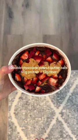 It’s basically dessert for breakfast BUT with all the nutrients you need to feel good. Also do we like the recipes? @Naked Nutrition Store digests like WATER. One of, if not THE, cleanest whey out there. Tastes phenomenal (pls sponser me)  #gym #GymTok #foryou #nutrition #Recipe 