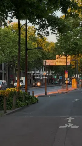 porque você merece mais que migalhas! 🧏🏻‍♀️✨ #pov#amor#relacionamento #paravoce#pensamentos #reflexão#amorproprio#familia