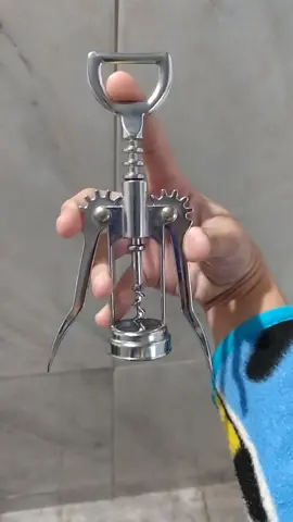 Saca Rolhas porque eu amo tomar vinho  item indispensável na cozinha #vinho #Wine #SacaRolhas #Abridordegarrafas 