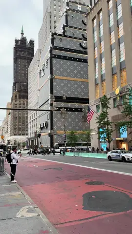 Walking in New York City Street , Manhattan 🇺🇸#usa🇺🇸 #nyc #ny #news #newyorkcity #tiktok #unitedstates #tiktokusa 