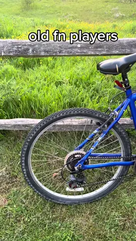 #CapCut what bike you got atm? #mtb #bike #santacruz #MTB #trek #canyon #mountain #fn #fortnite #biker #moutainbike 
