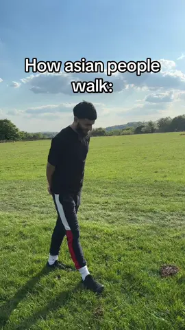 The legendary somali walk #fyp #somali #walk #funny #skit 