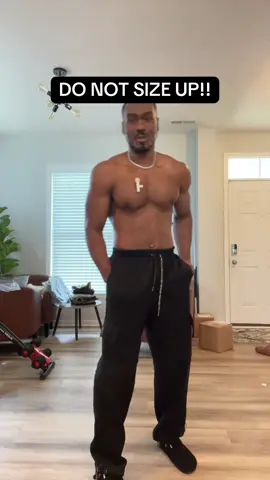 Perfect fitski 😏😎. #fbcounty #cargopants #sweatpants #menswear #streetwear #streetwearstyle #mensfashion 