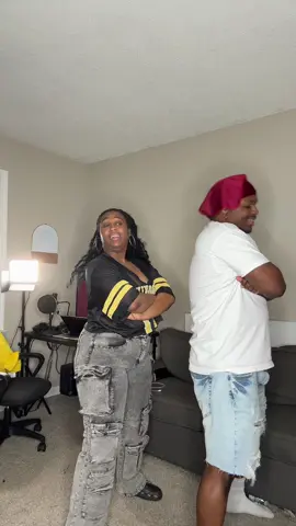 dancing right in my bag 💼 w/ sis @Brelalaland/@BFF DC: @Blair | Male UGC Creator #dance #dancing #dancers #dancersoftiktok #bffs #besties #BestFriends 