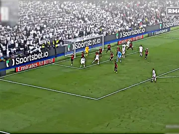 هدف الريال في اخررر ثانية يا ساتر الي يعرف اسم الاعب اضيفه❤️😍 #fyp #ريال_مدريد 