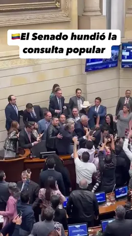 🇨🇴 ¡Atención Colombia! 🇨🇴 🔴 URGENTE | El Senado ha tomado una decisión crucial. La consulta popular impulsada por el Gobierno no sigue adelante. Con una votación de 47 votos a favor (Sí) y 49 en contra (No), la iniciativa no obtuvo el respaldo necesario para avanzar en el Congreso. Esta decisión genera un importante debate nacional. Queremos conocer tu opinión: ¿Estás a favor o en contra de la decisión del Senado? 👇 ¡Te leemos en los comentarios! #Colombia #PolíticaColombiana #SenadoColombia #ConsultaPopular #NoticiasColombia #Actualidad #DebateNacional #TuVozImporta 