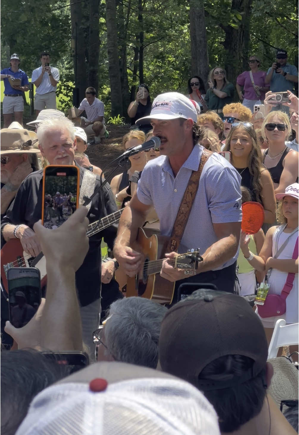 1) put it on the green  2) sing country music Good day on the course at Regions Tradition.  #Rileygreen #golf #countrymusic 